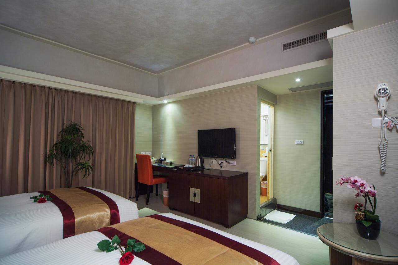 Milord Boutique Hotel Kaohsiung Exterior photo